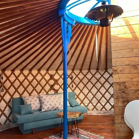 Yurt Mongulai Lozenetz